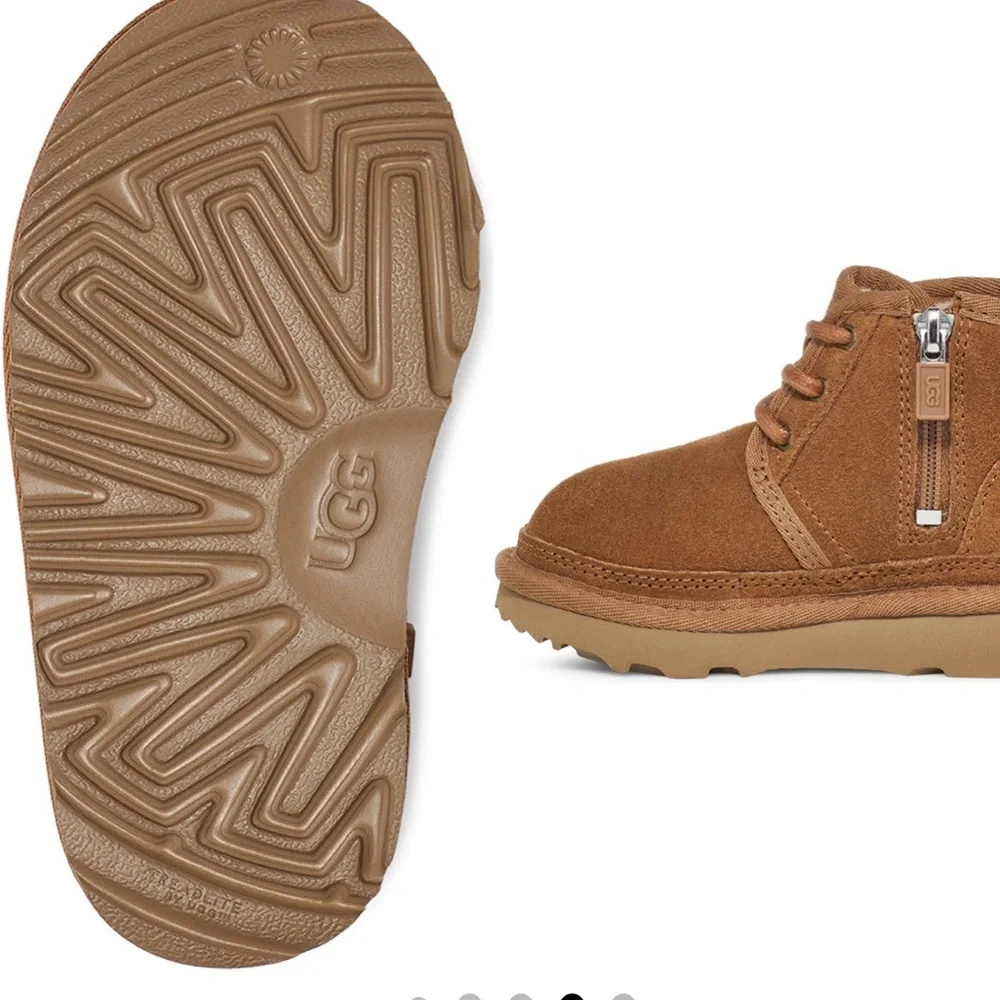 Ugg NEW Kids Neumel ll Water Resistant Chukka Boot size 7M